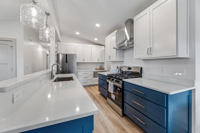 3731 Cliffside DRIVE, La Crosse, WI 54601