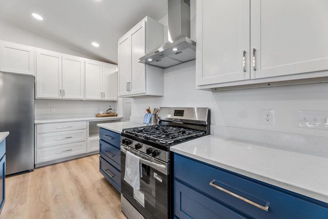 3731 Cliffside DRIVE, La Crosse, WI 54601