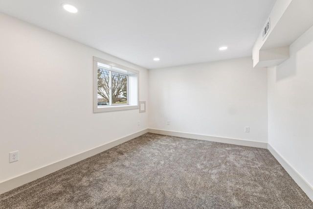 3731 Cliffside DRIVE, La Crosse, WI 54601