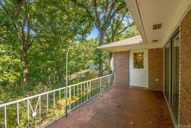 27 Wesley Drive, Sherwood, AR 72120