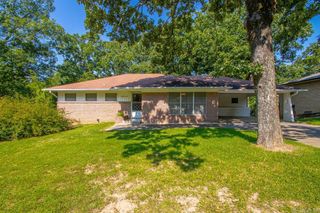 27 Wesley Drive, Sherwood, AR 72120