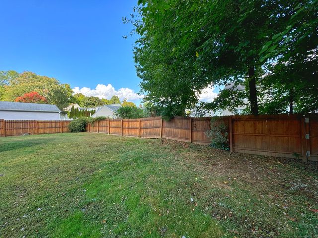 84 Sunnyridge Avenue, Fairfield, CT 06824