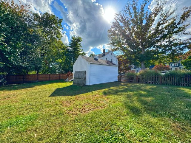 84 Sunnyridge Avenue, Fairfield, CT 06824