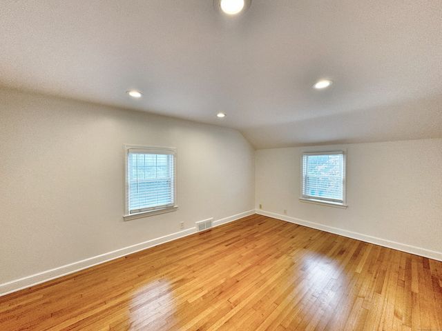 84 Sunnyridge Avenue, Fairfield, CT 06824