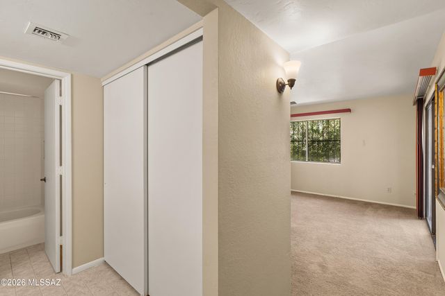 3232 W Moon Dance Way, Tucson, AZ 85741