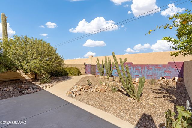 3232 W Moon Dance Way, Tucson, AZ 85741