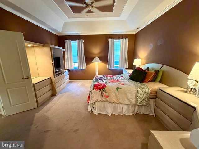 25 LEGACY OAKS DR, Richboro, PA 18954