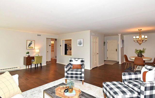 13335 Watertown Plank ROAD #309, Elm Grove, WI 53122