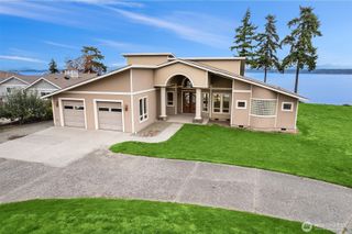 1639 S Country Club Drive, Camano Island, WA 98282