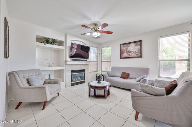 6435 W BUCKSKIN Trail, Phoenix, AZ 85083