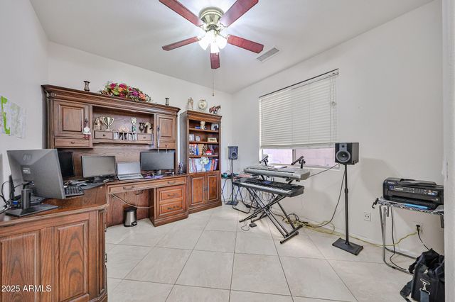 6435 W BUCKSKIN Trail, Phoenix, AZ 85083