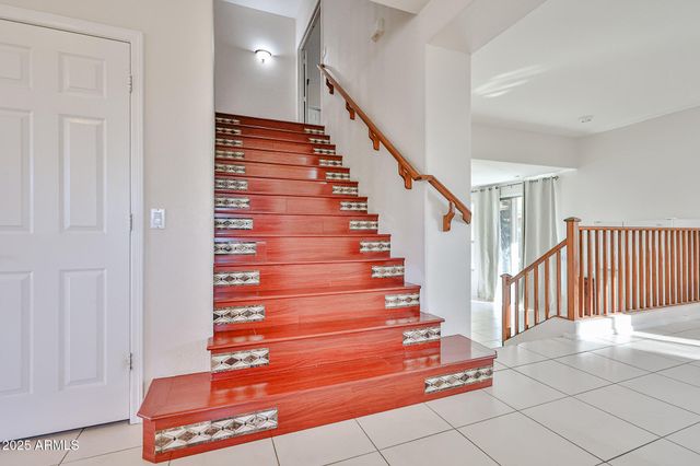 6435 W BUCKSKIN Trail, Phoenix, AZ 85083