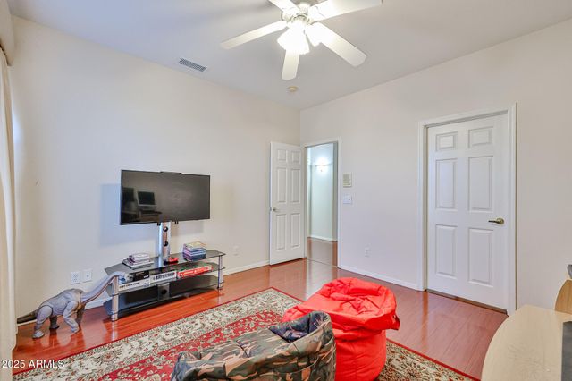 6435 W BUCKSKIN Trail, Phoenix, AZ 85083