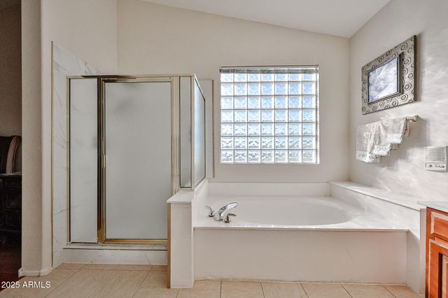 6435 W BUCKSKIN Trail, Phoenix, AZ 85083