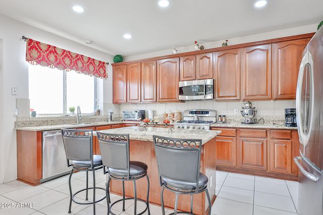 6435 W BUCKSKIN Trail, Phoenix, AZ 85083