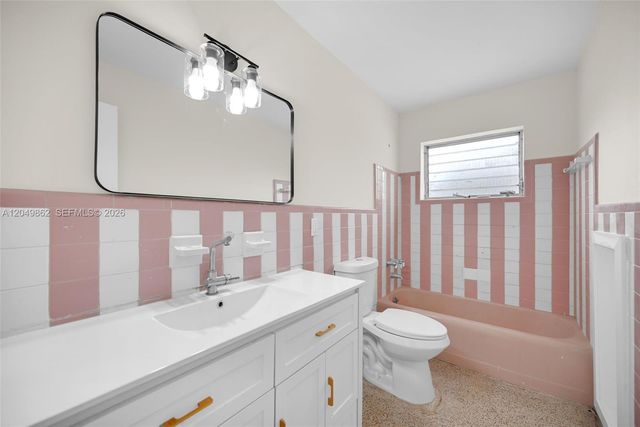 1380 W 60th Terrace, Hialeah, FL 33012