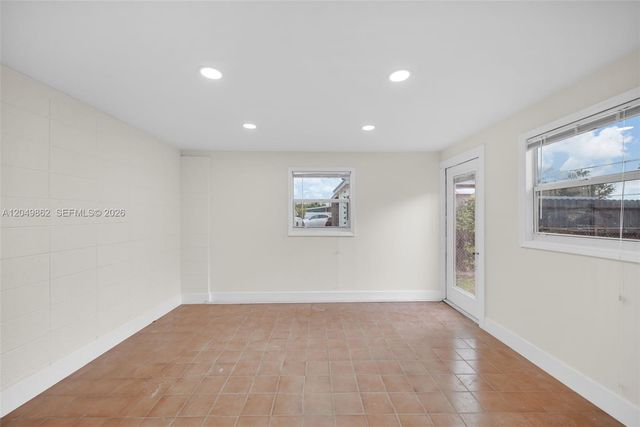 1380 W 60th Terrace, Hialeah, FL 33012
