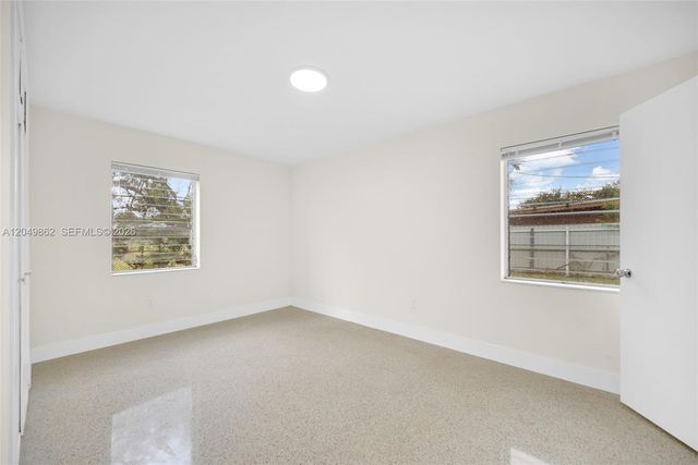 1380 W 60th Terrace, Hialeah, FL 33012