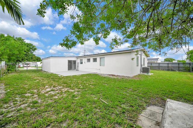 1380 W 60th Terrace, Hialeah, FL 33012