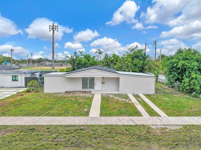 1380 W 60th Terrace, Hialeah, FL 33012