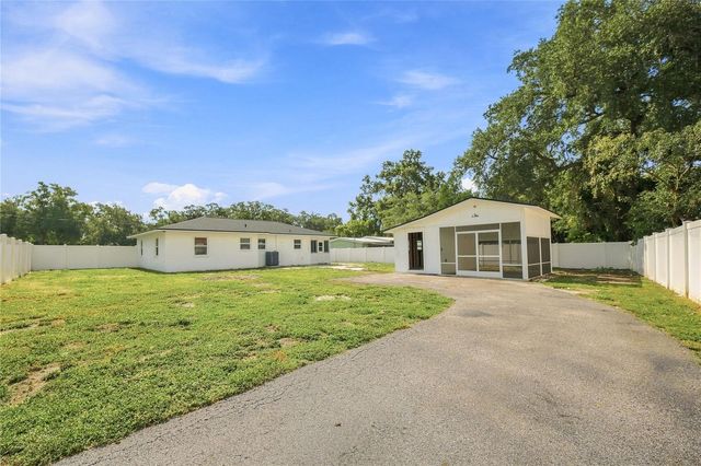 9708 FOREST HILLS DRIVE, Tampa, FL 33612