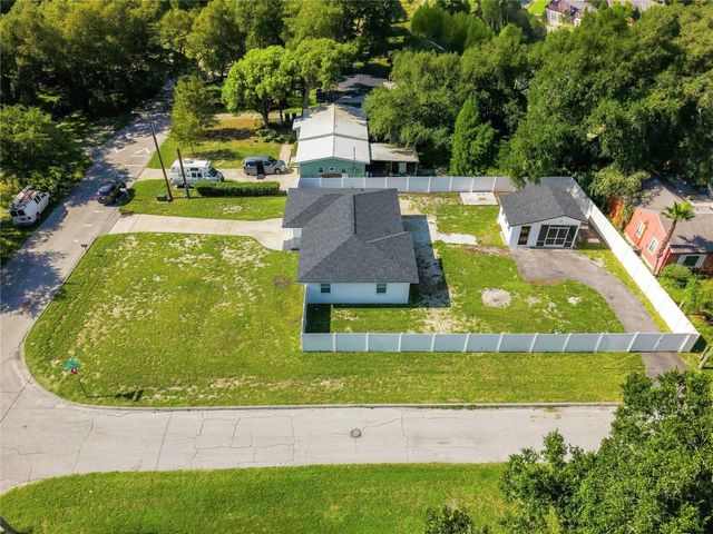 9708 FOREST HILLS DRIVE, Tampa, FL 33612