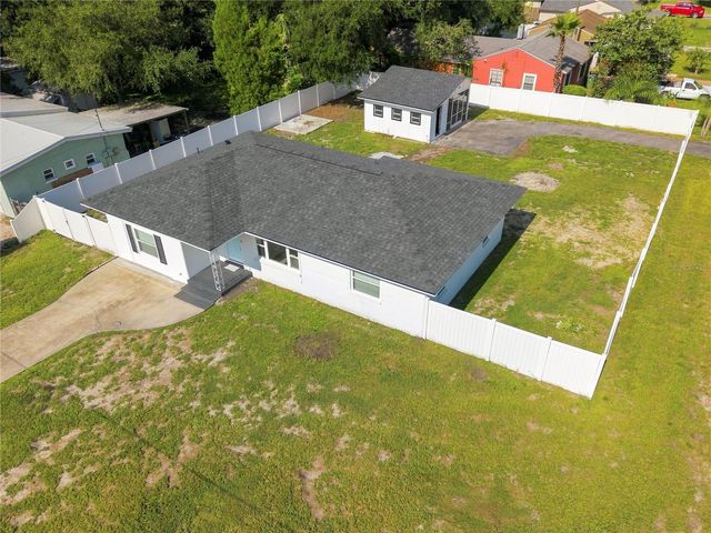 9708 FOREST HILLS DRIVE, Tampa, FL 33612