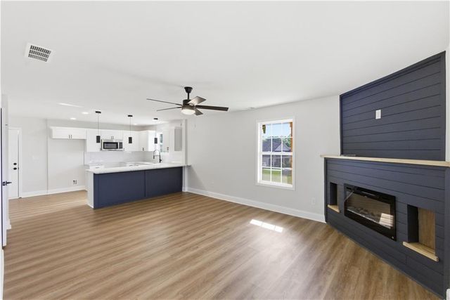 257 Marsh Glen Drive, Jonesboro, GA 30238