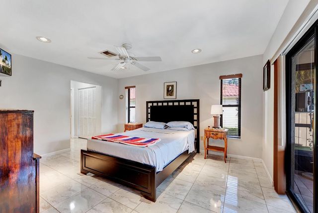 1059 Wynndale Way, Lantana, FL 33462