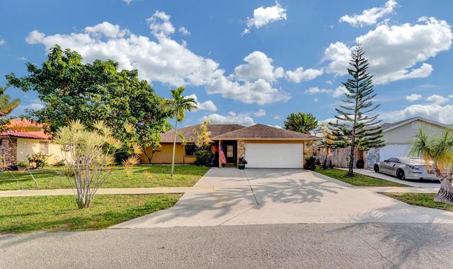 1059 Wynndale Way, Lantana, FL 33462