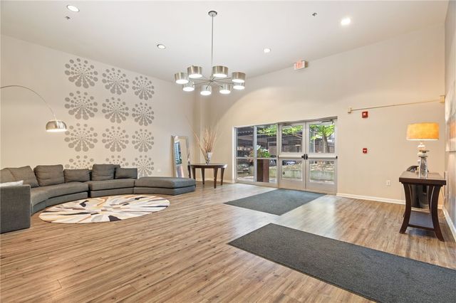 2434 Smallman St 416, Downtown Pgh, PA 15222