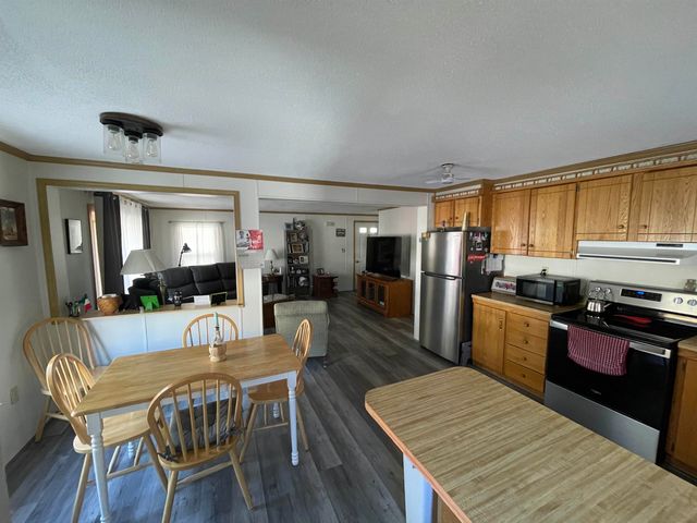 141 Lancaster Rd Trlr 28, Gorham, NH 03581