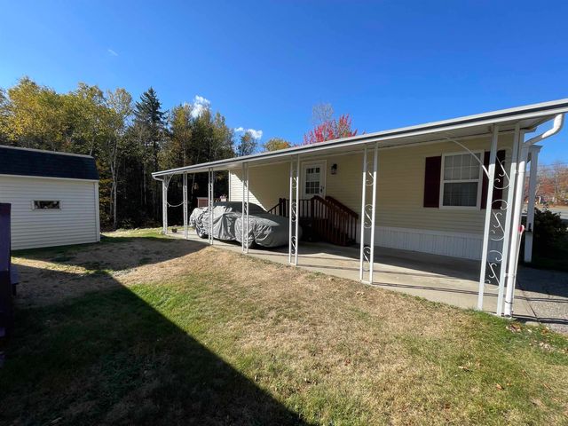 141 Lancaster Rd Trlr 28, Gorham, NH 03581