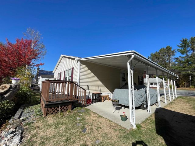 141 Lancaster Rd Trlr 28, Gorham, NH 03581