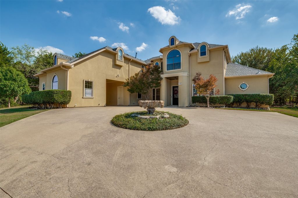 2418 Amberleaf Court, Cedar Hill, TX 75104 — exterior