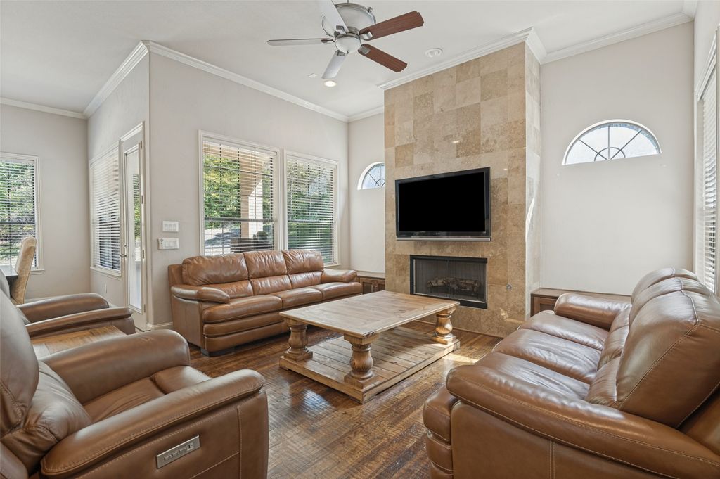 2418 Amberleaf Court, Cedar Hill, TX 75104 — photo 4