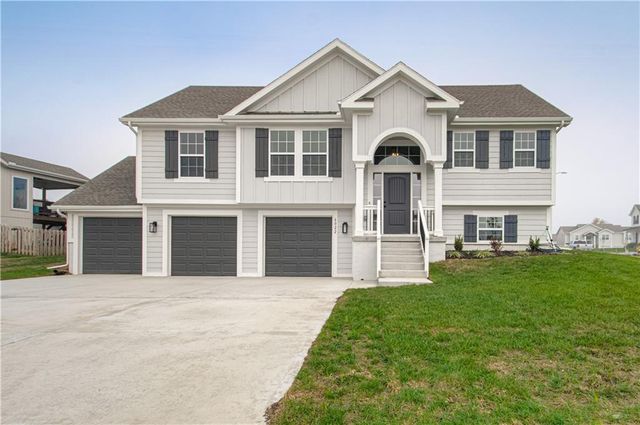 6009 NE 118th Street, Kansas City, MO 64156