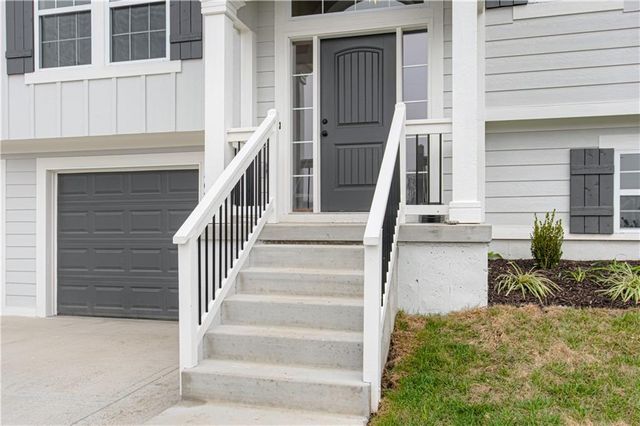 6009 NE 118th Street, Kansas City, MO 64156