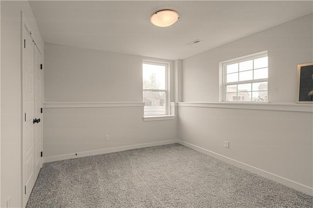 6009 NE 118th Street, Kansas City, MO 64156