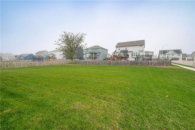 6009 NE 118th Street, Kansas City, MO 64156