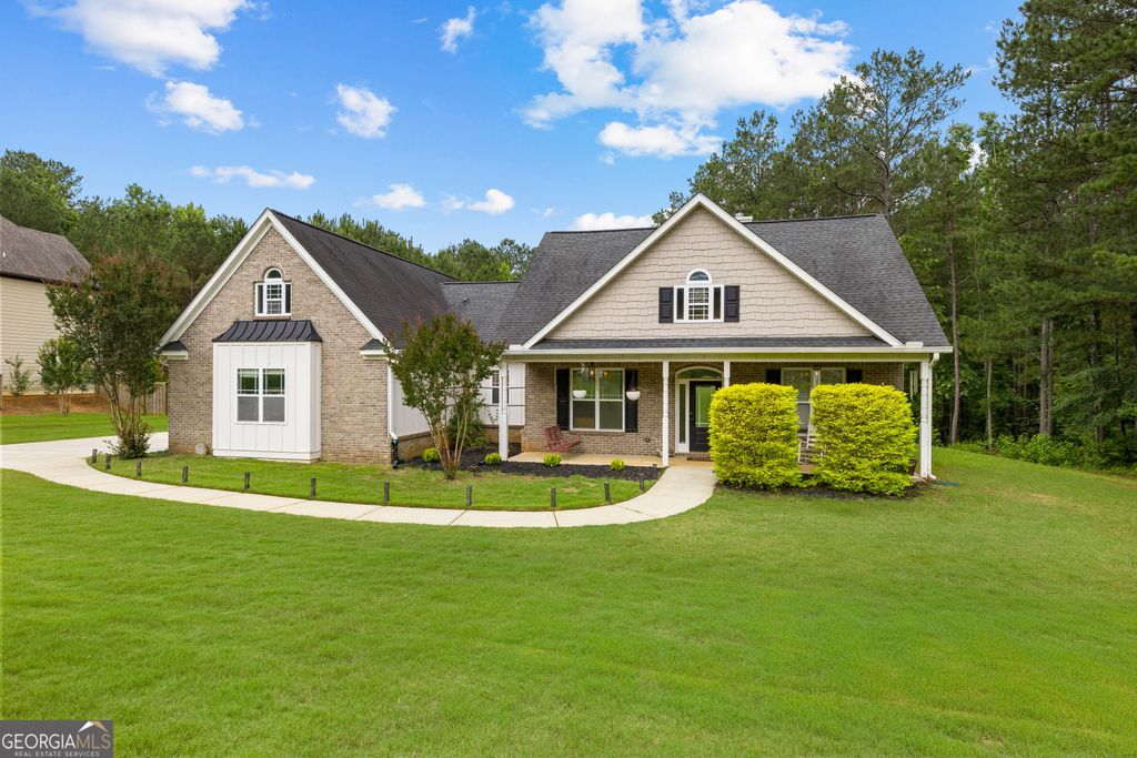 22 Gordon Manor Court, Senoia, GA 30276