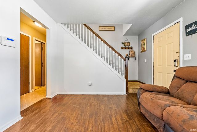 110 Holaway Court, Goshen, IN 46526