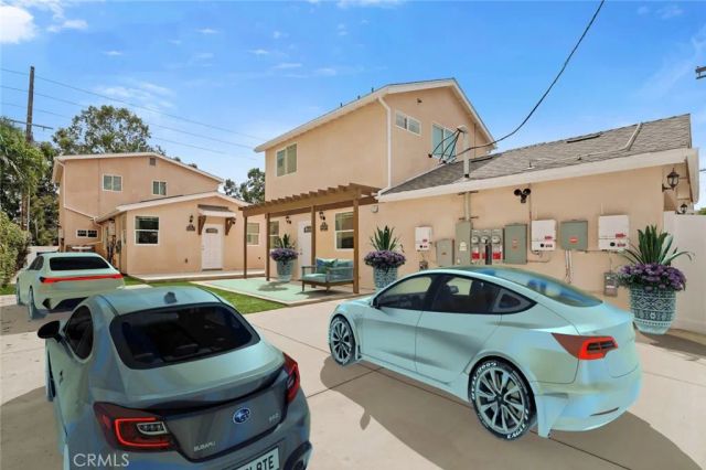 14253 Magnolia, Sherman Oaks, CA 91423