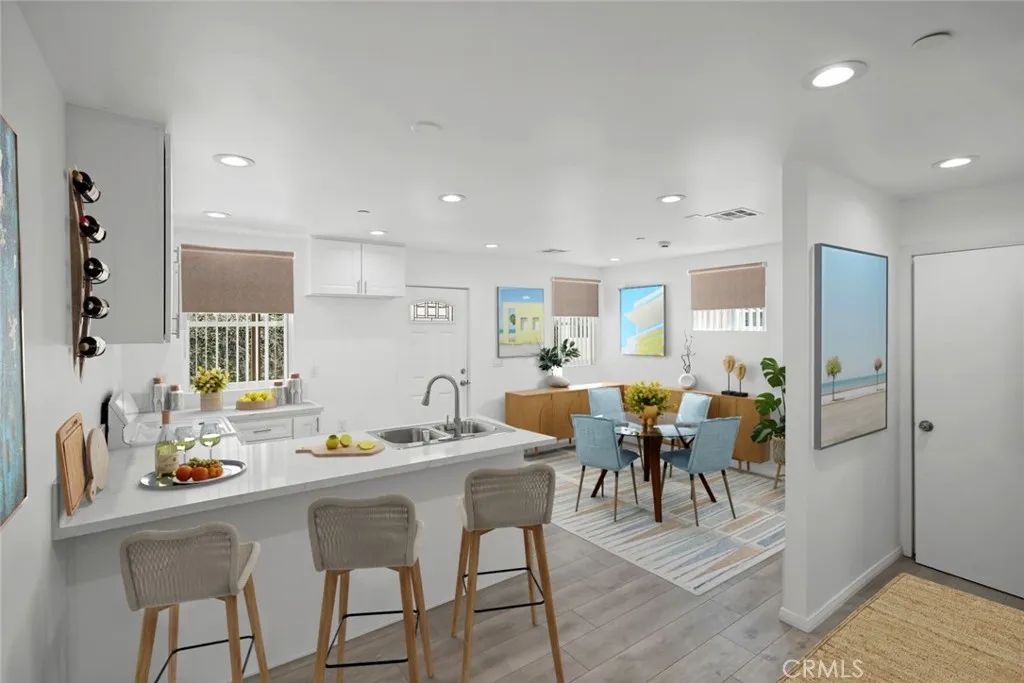 14253 Magnolia, Sherman Oaks, CA 91423