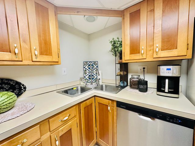 1618 Camellia Drive D2, Munster, IN 46321