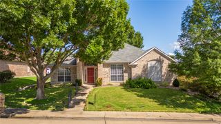 311 Julian Drive, Rockwall, TX 75087