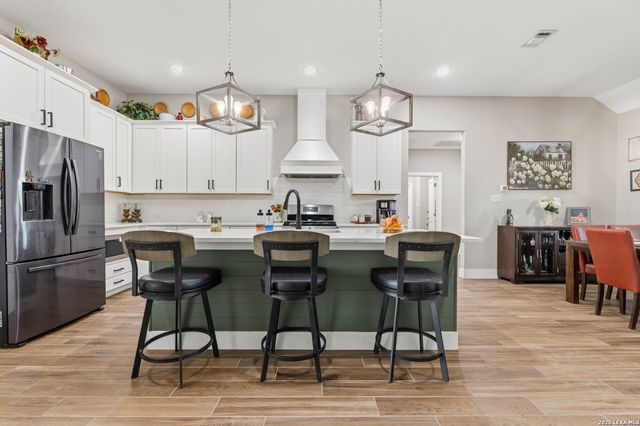 1516 KINGS RANCH RD, Bandera, TX 78003