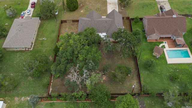 1516 KINGS RANCH RD, Bandera, TX 78003