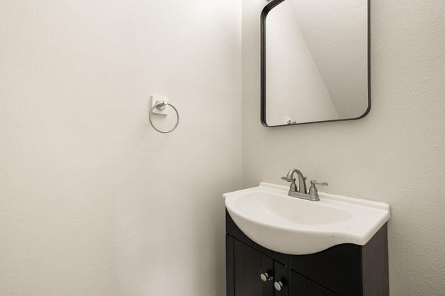 3234 Vanity Drive, Pearland, TX 77584