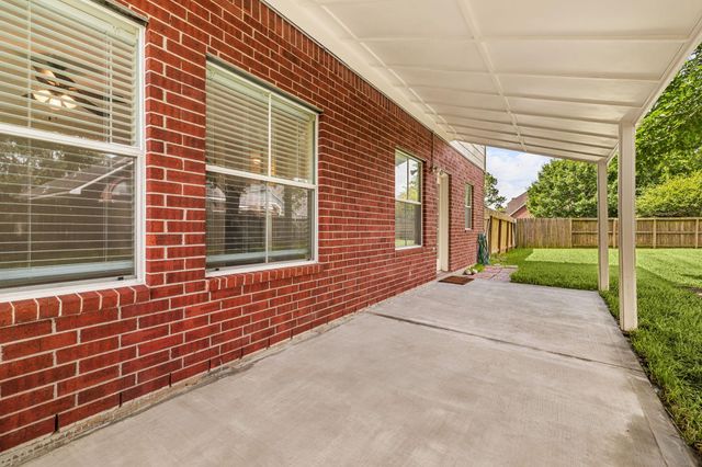 3234 Vanity Drive, Pearland, TX 77584